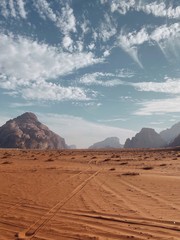 Wandcirkels Bruin Woestijnlandschap Wadi Rum Jordanië  © Maria Ponomaryova