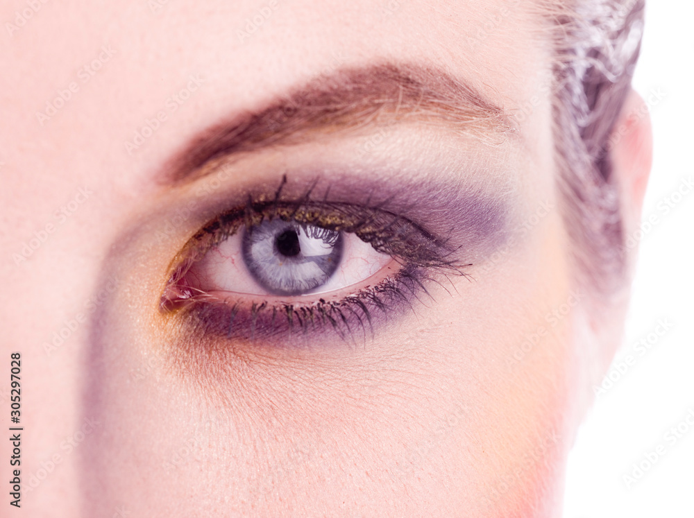 Fototapeta premium zbliżenie oka womans z makijażem