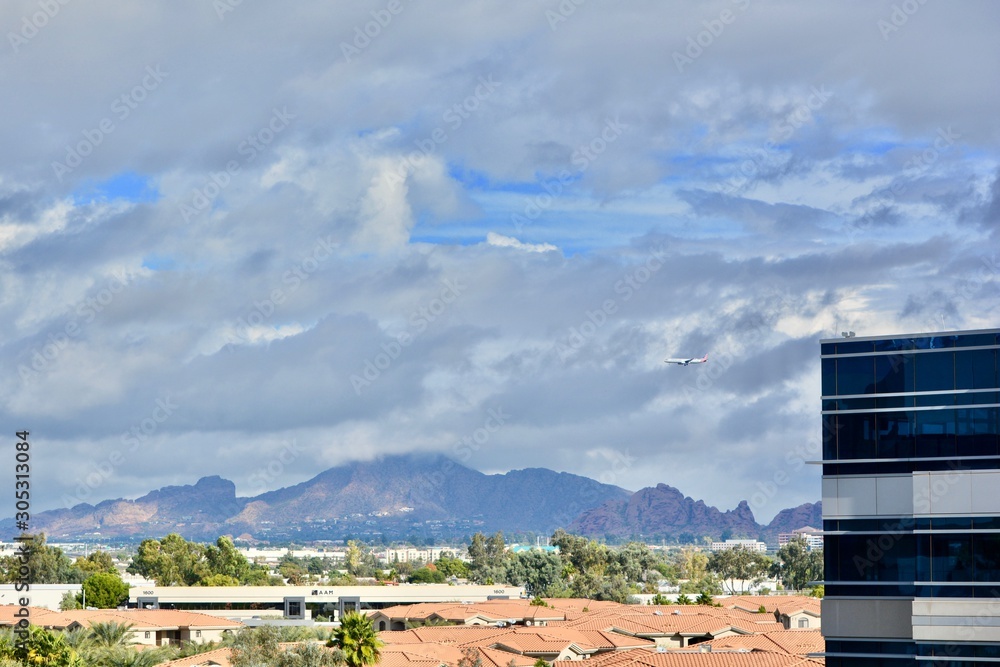 Fototapeta premium Camelback Mountain Phoenix Arizona Stormy Day View