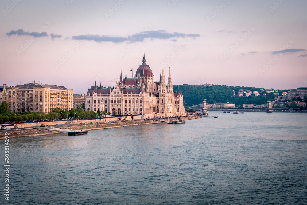 Fototapeta premium Parliament building in Budapest, Hungary