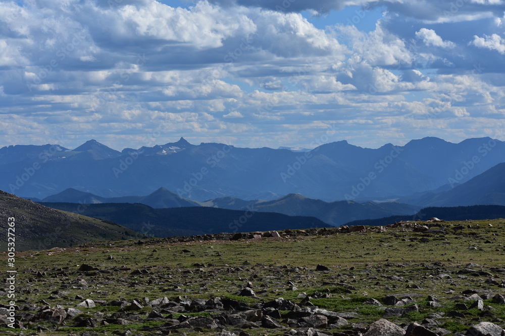 Fototapeta premium landscape with mountains and clouds