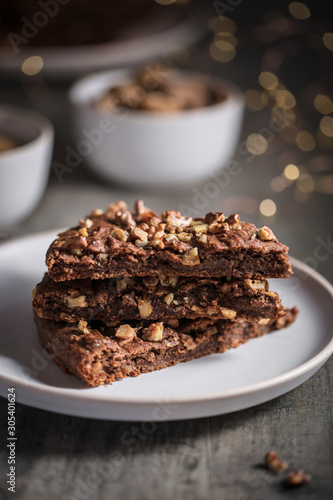 Brownie moelleux aux noix et chocolat