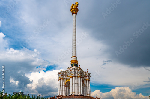 Dushanbe Independence Monument 42 photo