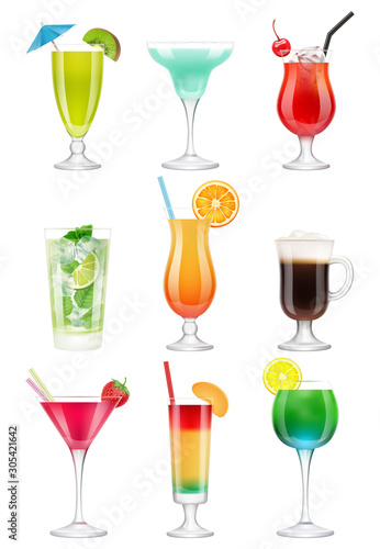 Cocktails realistic. Alcoholic drinks in glasses juice tequila mint vodka liquer gin tonic vector realistic cocktail pictures. Realistic cocktail, mojito and mint, martini umbrella illustration