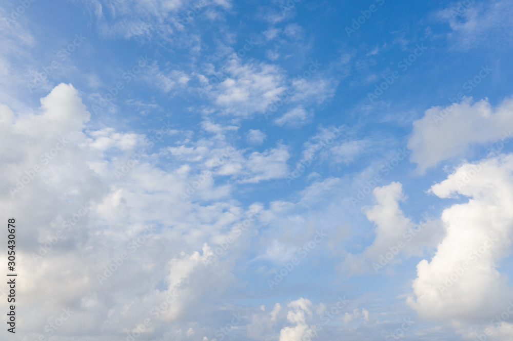 Obraz premium blue sky with cloud