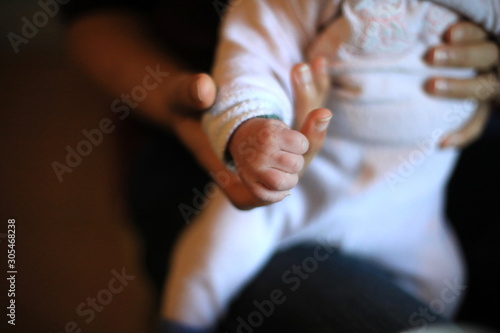 Main de bébé © Yves