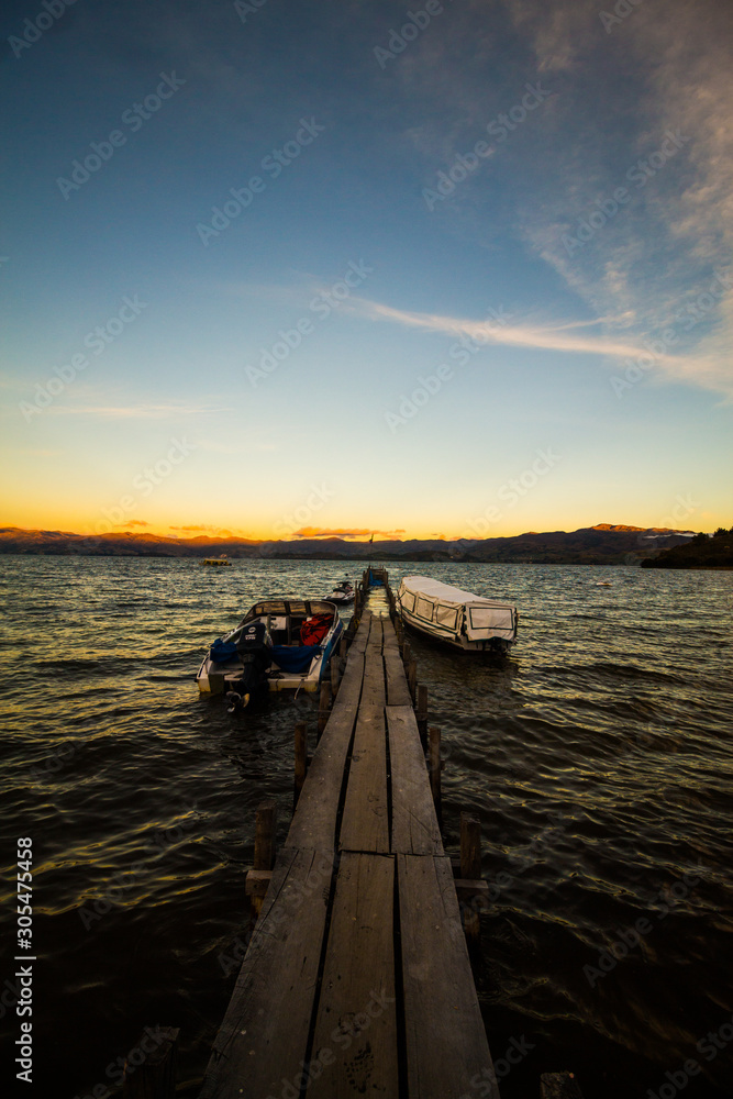 Obraz premium Paisaje Lago, Boyacá, Colombia