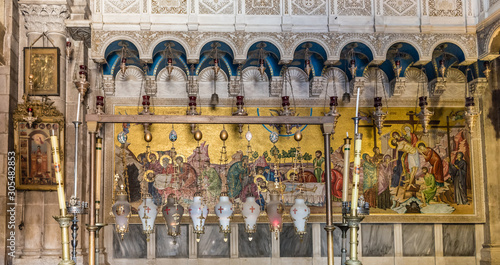Obraz na plátne Inside the Church of the Holy Sepulchre, the greatest Christian shrine in Jerusa