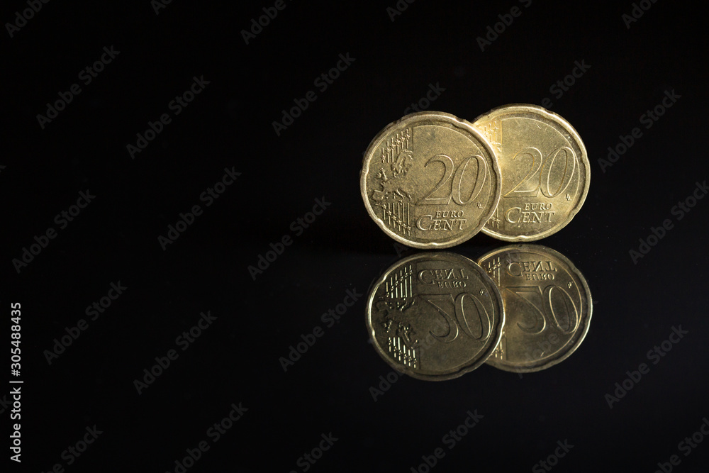 Money in the year 2020 Money in the year 2020