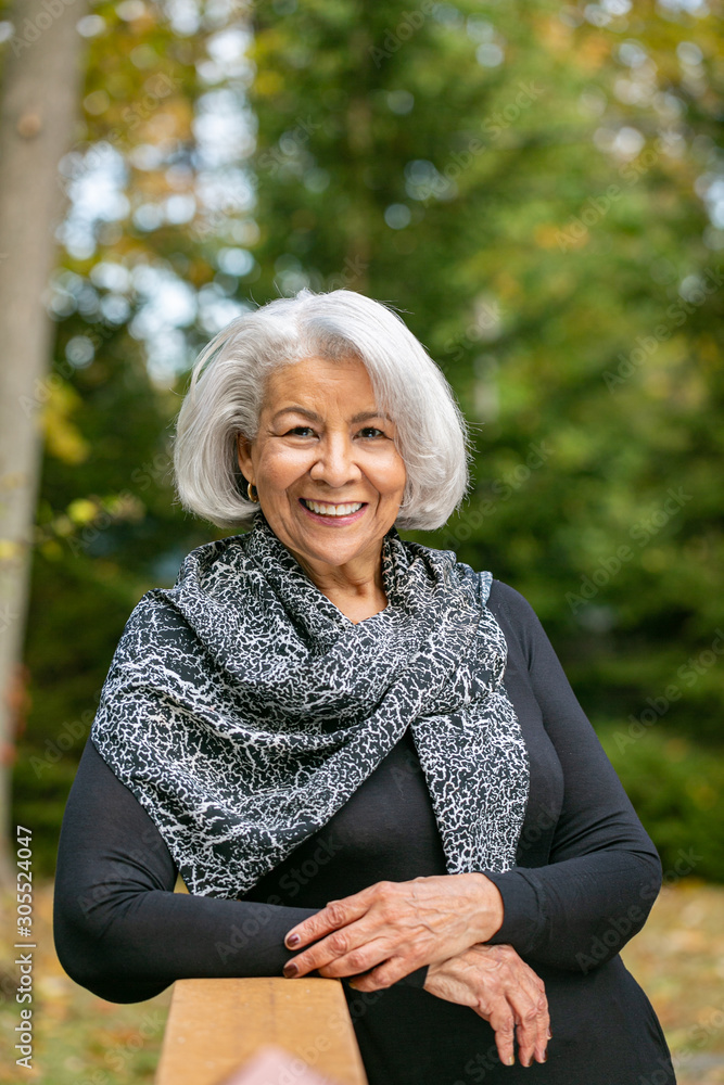 Obraz premium portrait of senior woman