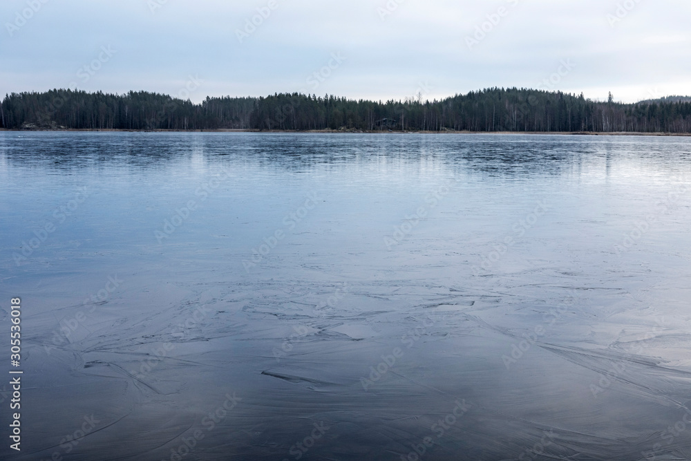 Lac gelé d'Inhamaniemi, Finlande