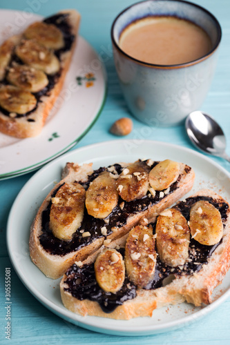 toast with chocolate paste and banana