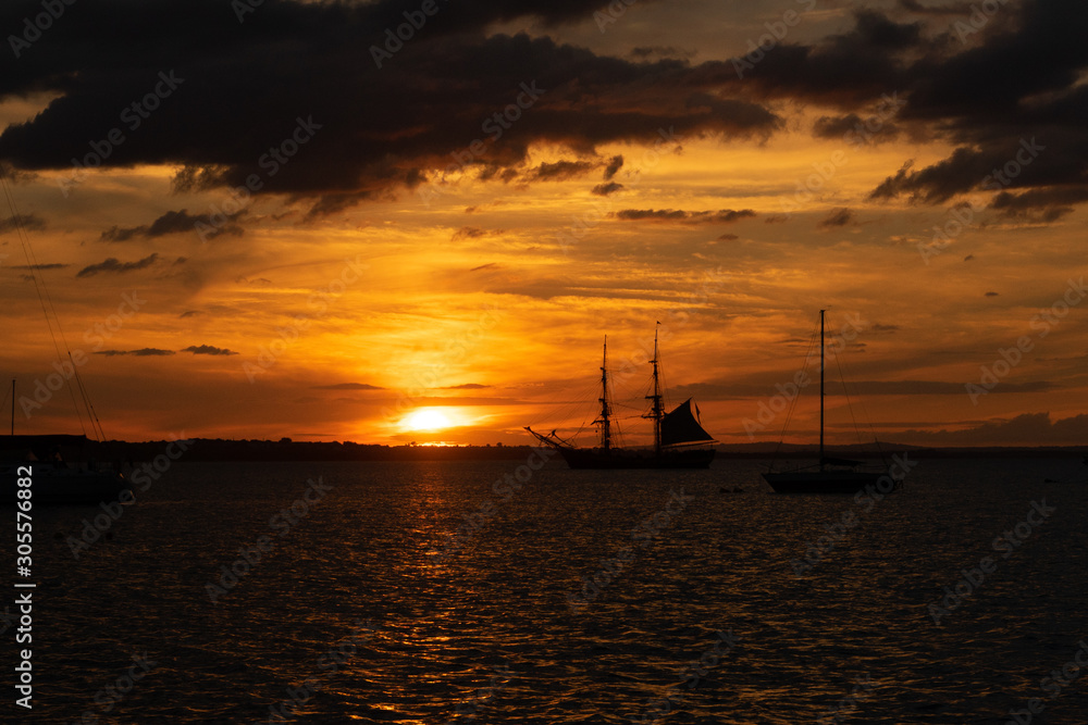 Sun Set Ship