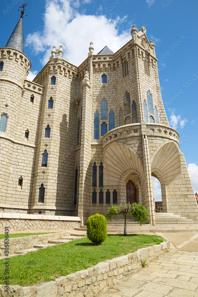 Fototapeta premium Episcopal Palace in Astorga