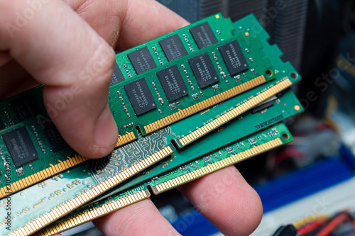 Installing ddr dimm memory, assembling personal computer in a service, hand upgrade.