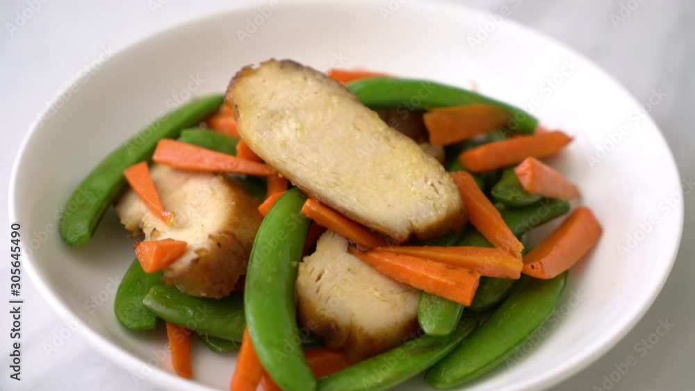 grilled chicken with green peas and carrot grilled chicken with green peas and carrot