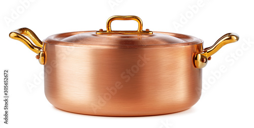 Fotografie Clean and shiny copper pot isolated on white background