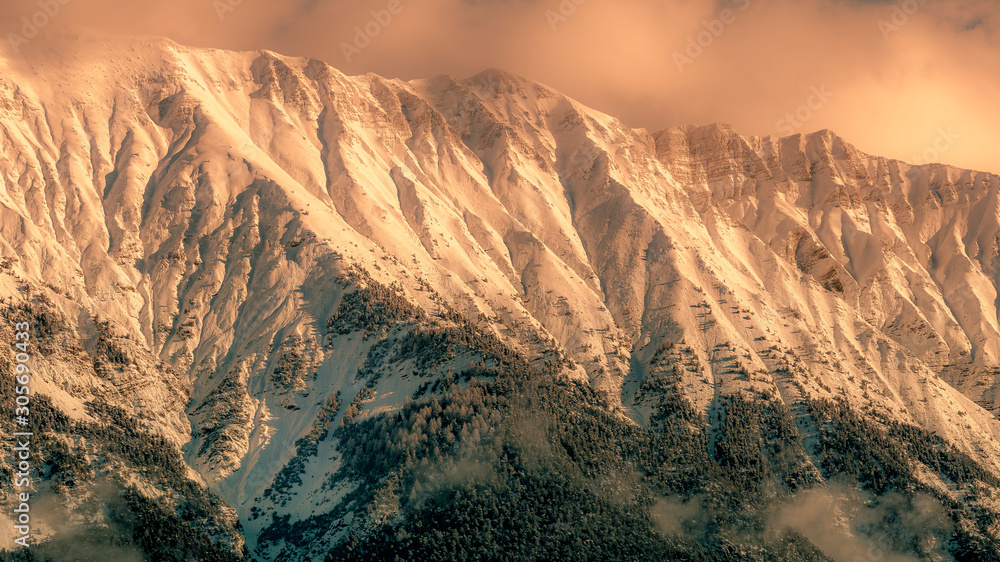 Paysage de neige dans les Hautes Alpes - Snow landscape in the High Alps