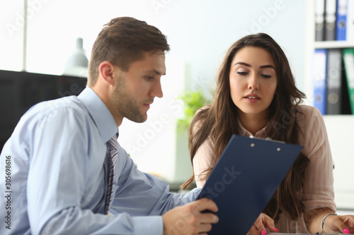 Фотография Head of company and worker