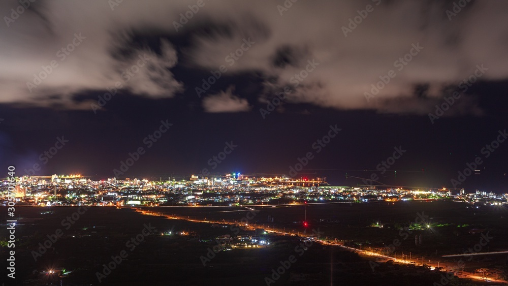 沖縄県・石垣市 展望台から眺める石垣島の夜景