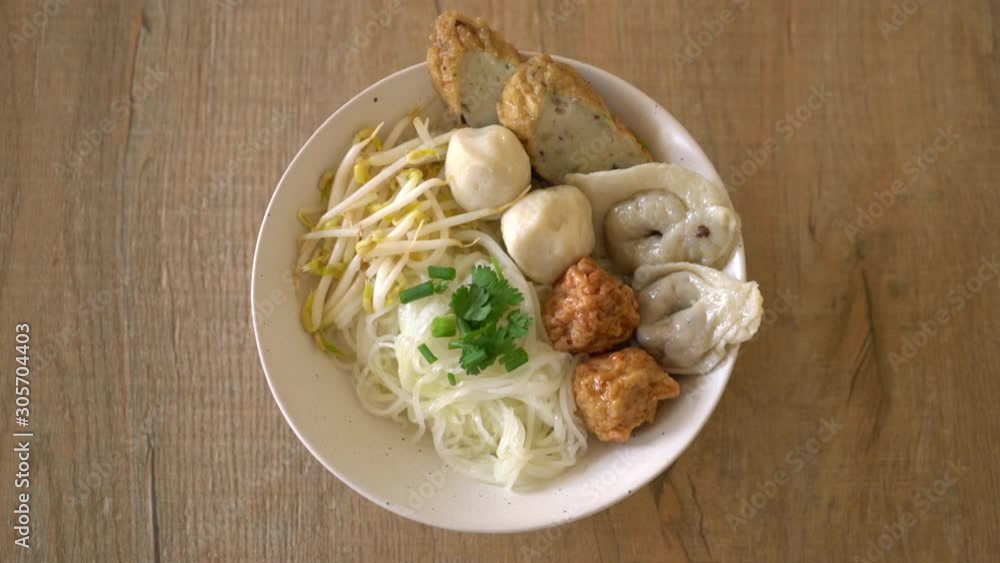 noodles bowl with fish ball