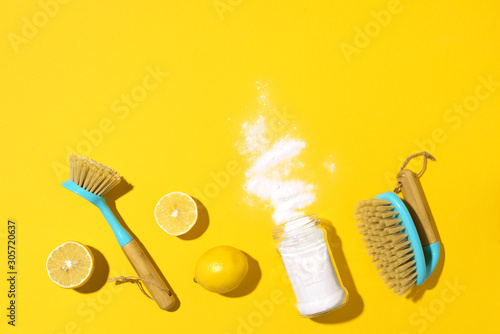 Quadro em tela Eco-friendly natural cleaners, cleaning products against chemical detergent bottles