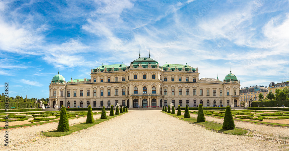 Belvedere Palace in Vienna, Austria - obrazy, fototapety, plakaty 