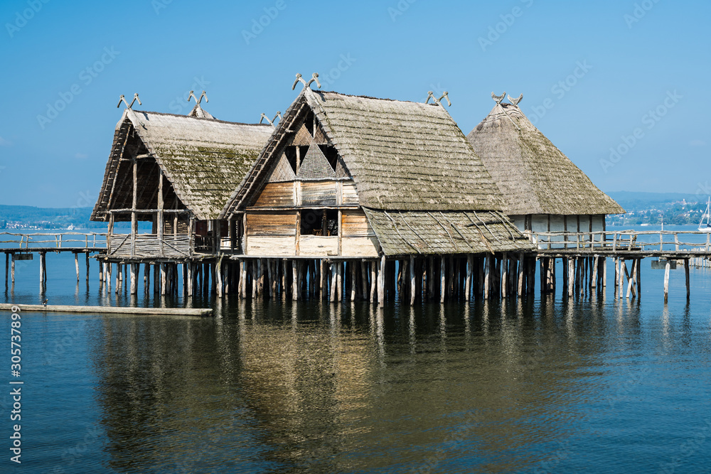 Pfahlbauten in Uhldingen-Mühlhofen am Bodensee Pfahlbauten in Uhldingen-Mühlhofen am Bodensee