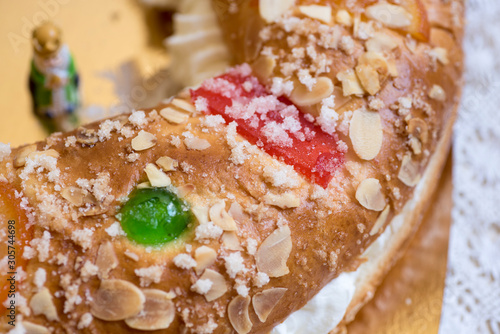 Roscon de Reyes, Christmas cake, with cream, almonds, sugar and candied fruits
