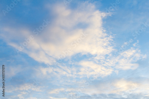 Fototapeta Naklejka Na Ścianę i Meble -  blue sky background with cloud