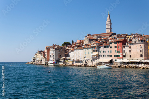 Wallpaper Mural Una vista su Rovigno, Croazia Torontodigital.ca