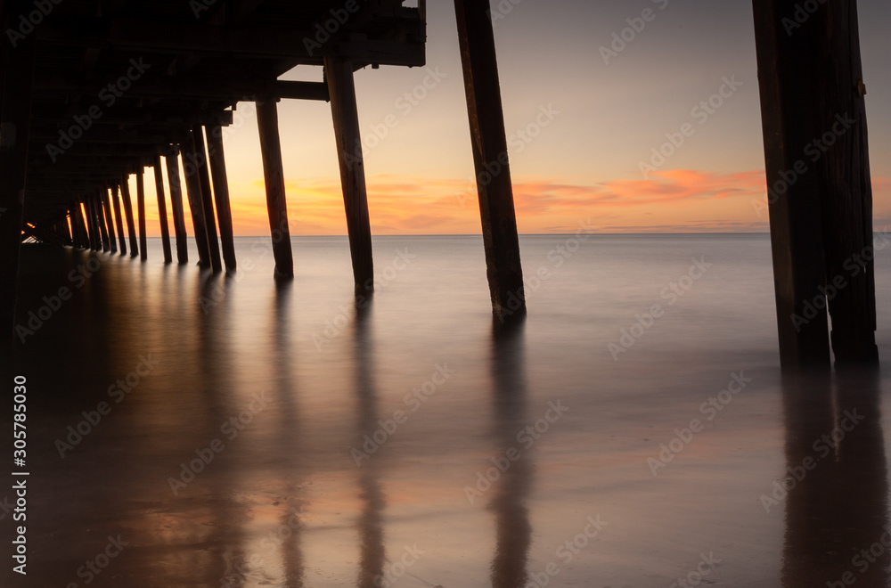 Sunset at Henley Beach with pier in foreground