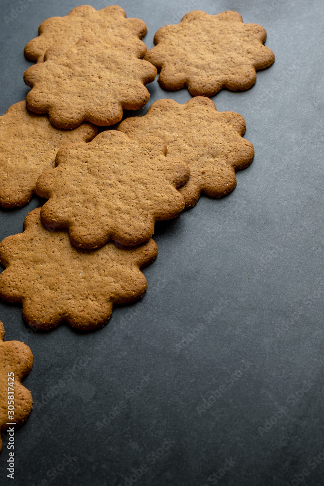Fototapeta premium fresh ginger biscuits