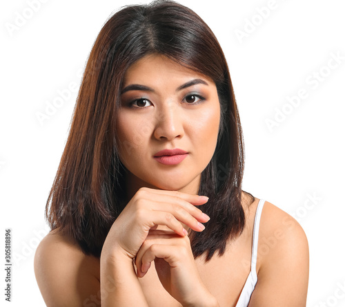Portrait of young Asian wom...
