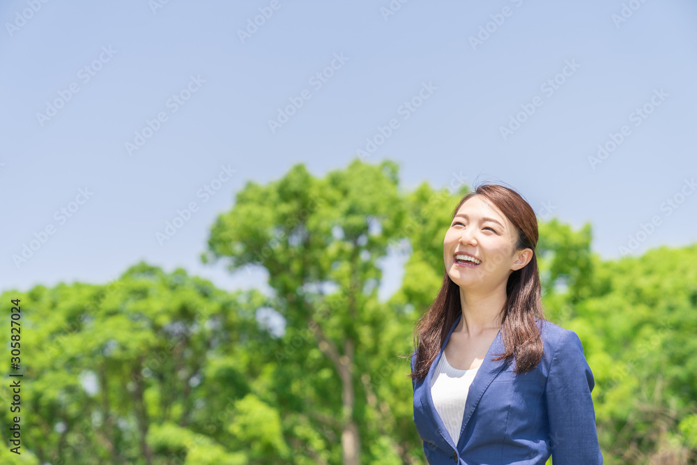 笑顔の女性 ビジネス 笑顔の女性 ビジネス