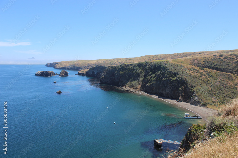 Fototapeta premium Catalina Coastline Blue