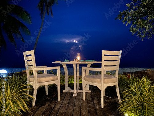 Lightning in Paradice