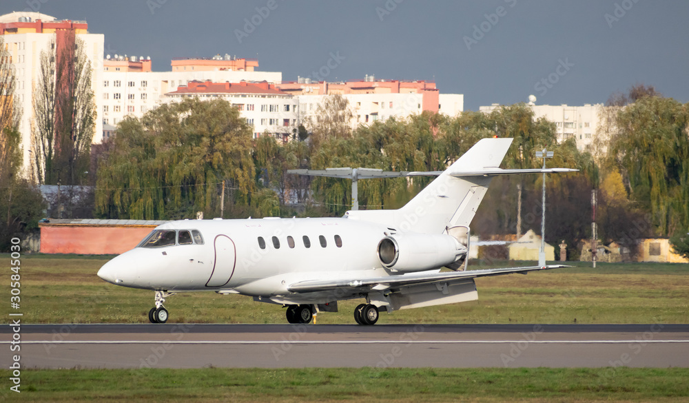 Business jet landing Business jet landing