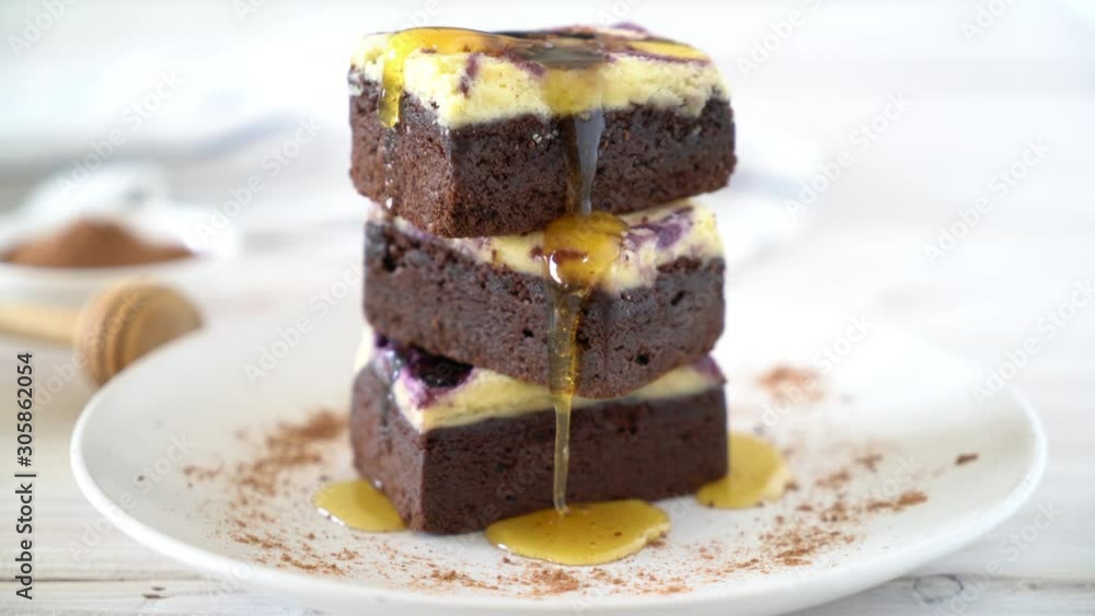 blueberry cheese brownies with honey blueberry cheese brownies with honey