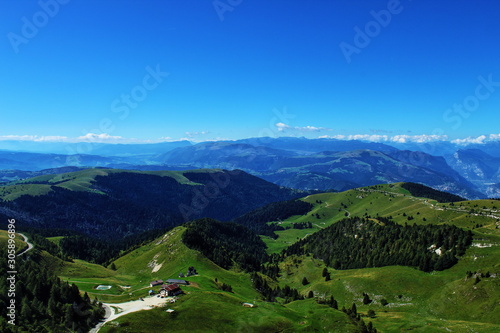 Fototapeta Naklejka Na Ścianę i Meble -  wonderful mountain view and horizon view by Monte Grappa, Italy