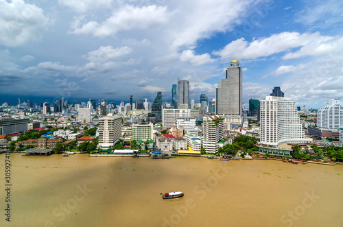 The Chao Phraya River in Bangkok, Thailand © Gabriel