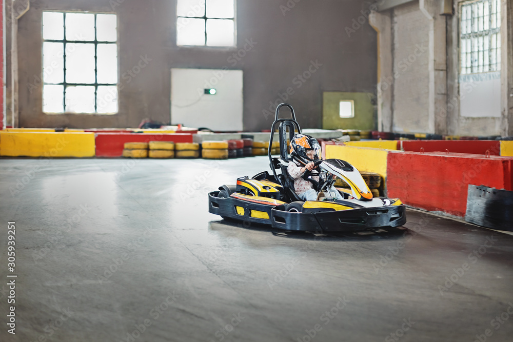 Naklejka premium Kids indoor go karting