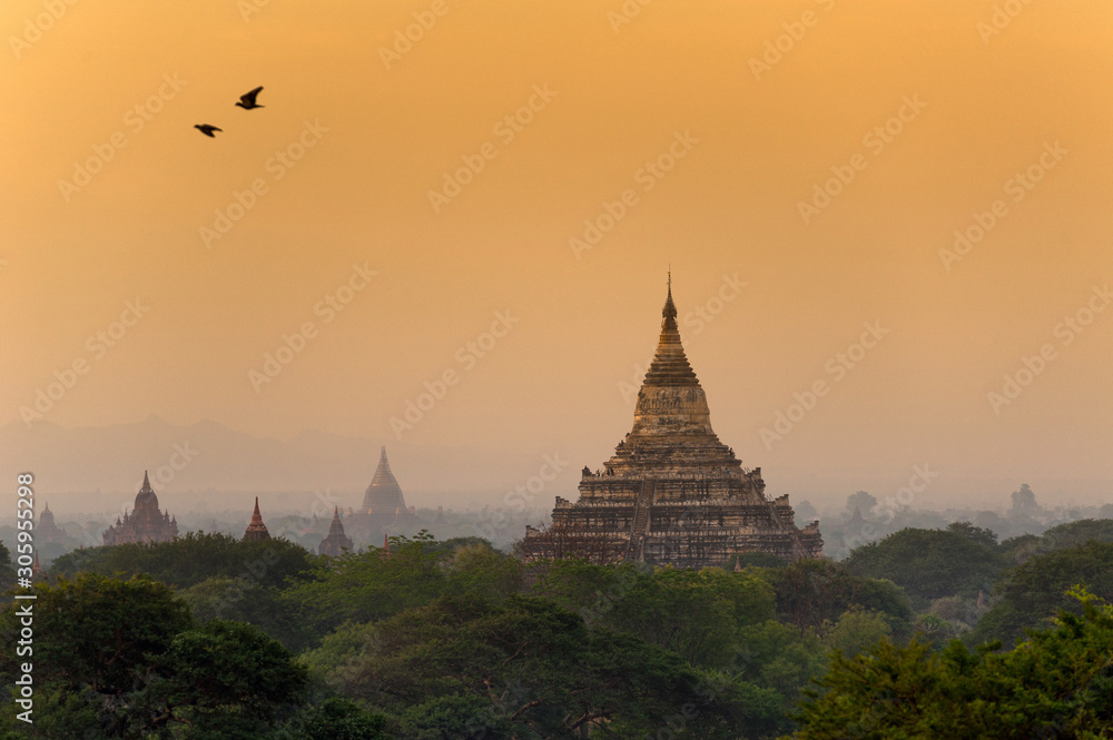 wat shwesandaw bagan,myanmar