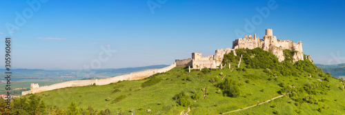The ruined Spi   Castle in Slovakia on a sunny day