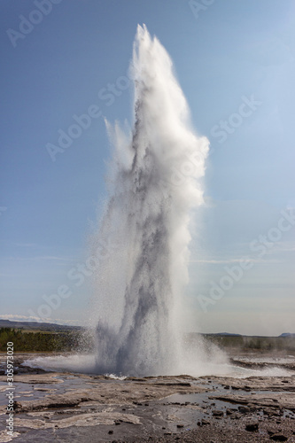 Biggest geothermal Geyser eruption, in action thermal water Yellowstone Old Faithful outbreak explosion