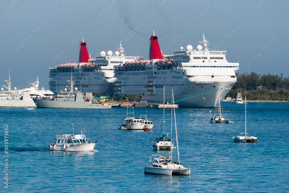 Nassau Harbour Cruise Ships and Yachts