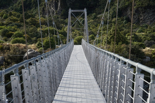 Fototapeta Naklejka Na Ścianę i Meble -  bridge to the hooker valley track