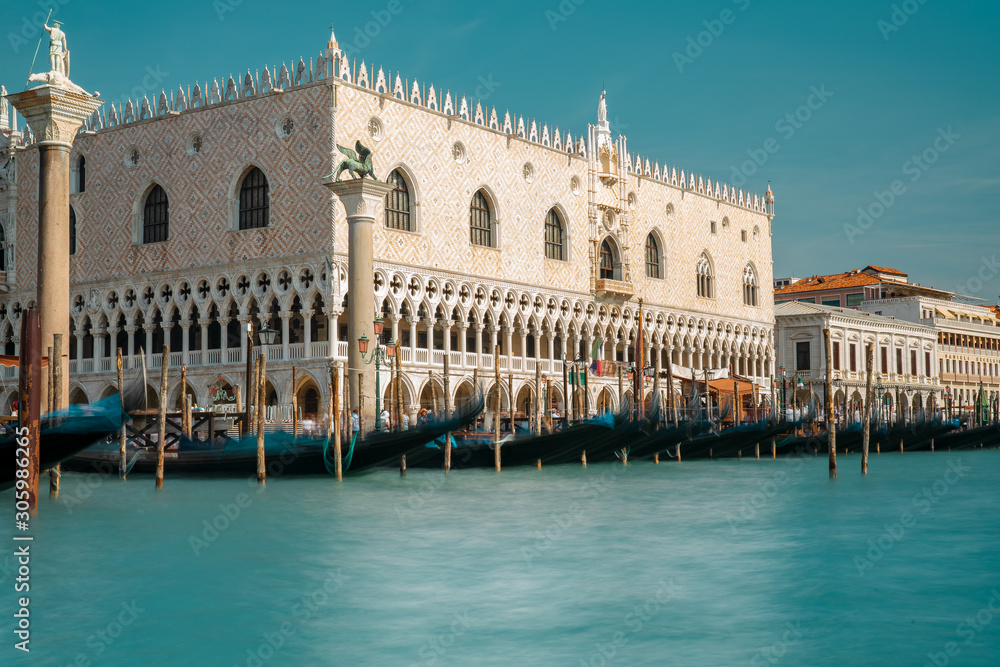 Fototapeta premium Venezia palazzi e monumenti simbolici