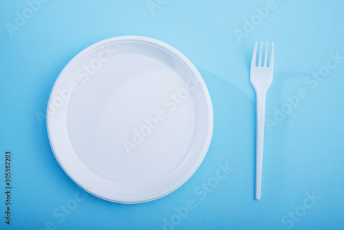 reducing the use of plastic tableware