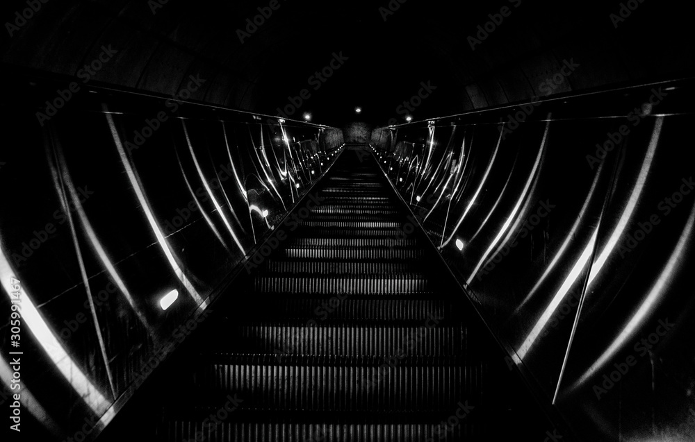 Fototapeta premium Metro Escalator
